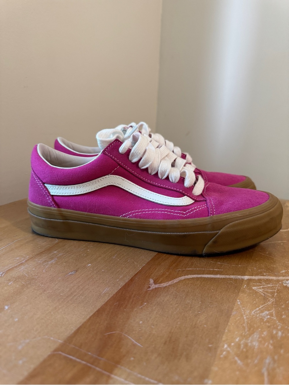 Vans Old Skool Low-Top Sneakers in Fuchsia with Gum Sole